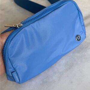 Everywhere belt bag, Lululemon pool Blue NWT